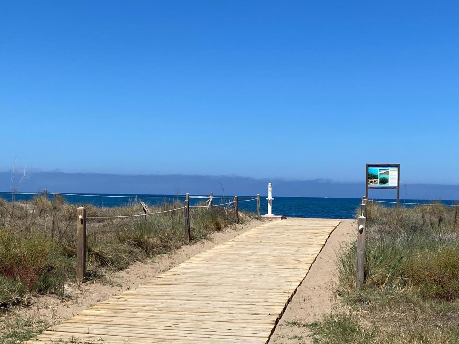 Piso Nuevo Primera Linea A Pie De Playa Denia Eksteriør bilde